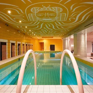 **** Hotel Mama Shelter Italia